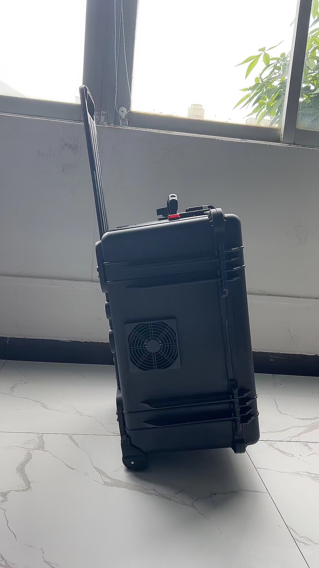 洪洞手拉箱型移动通信干扰器